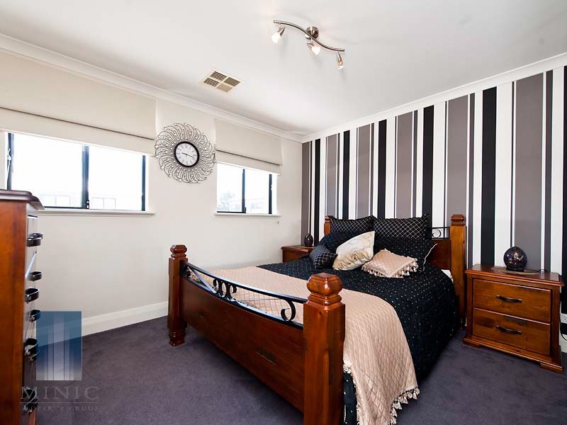 4/91 Tribute Street East, Riverton WA 6148