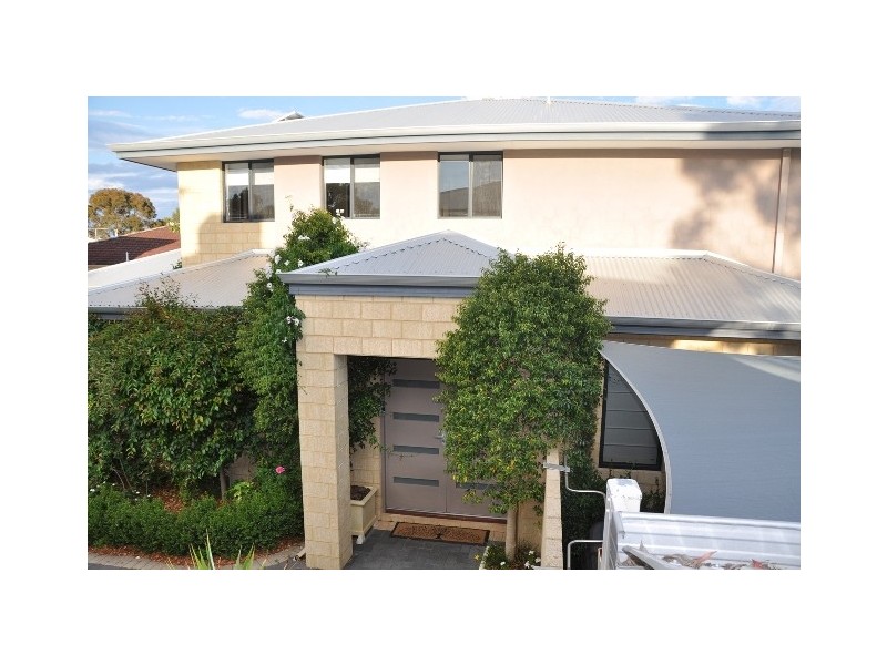 4/91 Tribute Street East, Riverton WA 6148