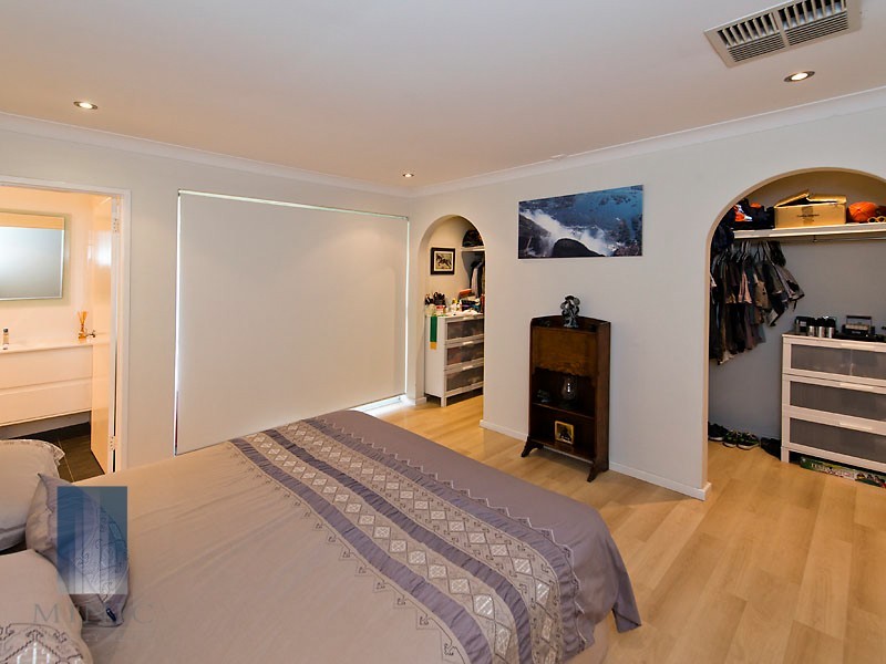 28 Merley Way, Parkwood WA 6147