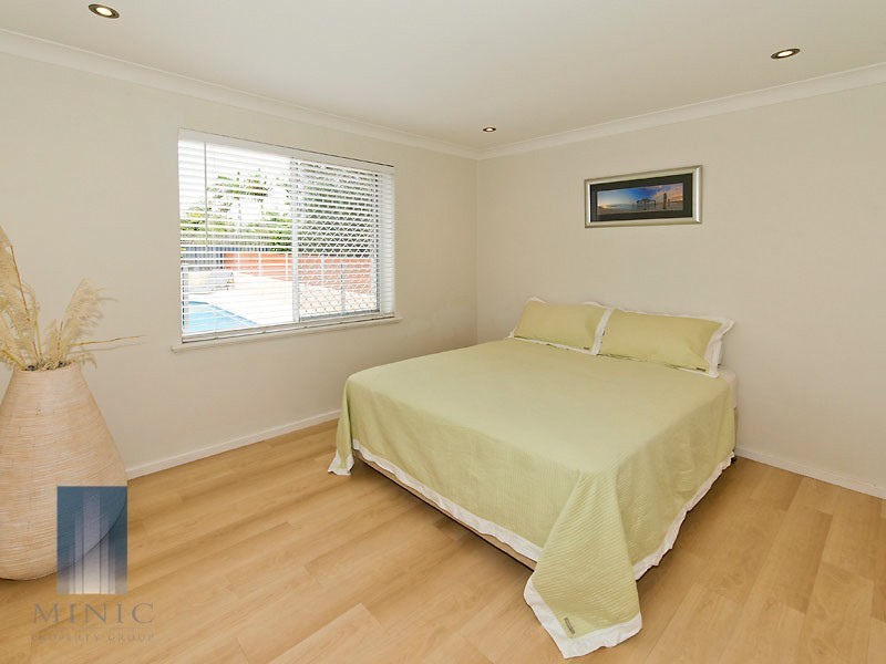 28 Merley Way, Parkwood WA 6147