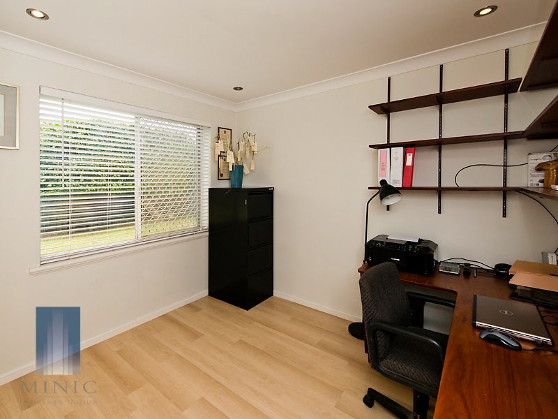 28 Merley Way, Parkwood WA 6147