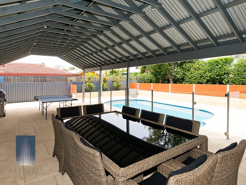 28 Merley Way, Parkwood WA 6147