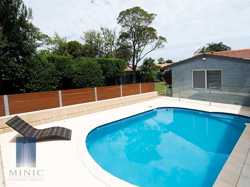 28 Merley Way, Parkwood WA 6147