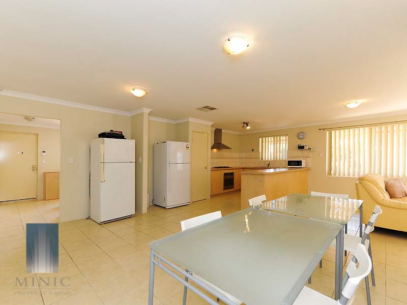 18 Copper Lane, Wattle Grove WA 6107