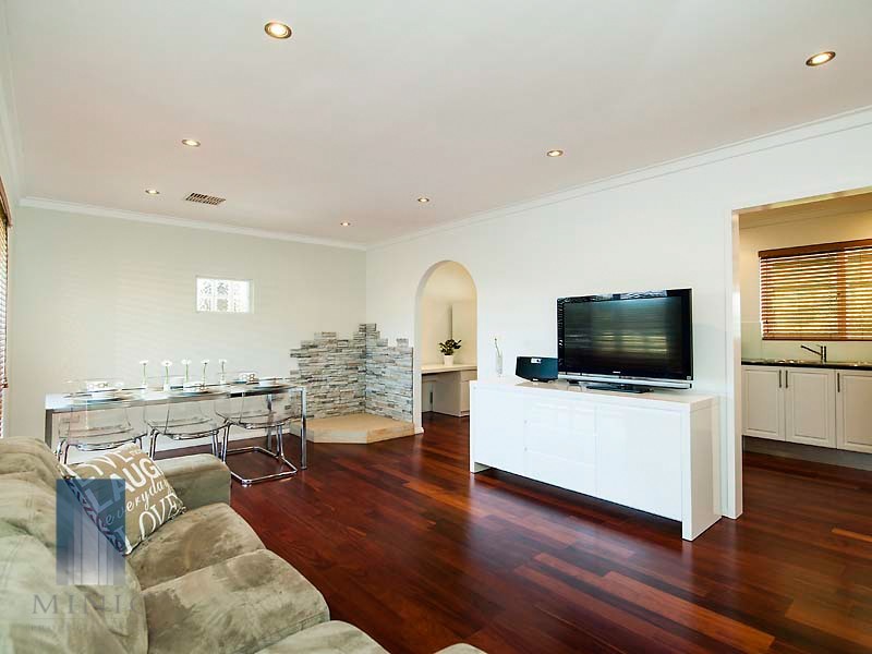 14 Cranley Place, Lynwood WA 6147