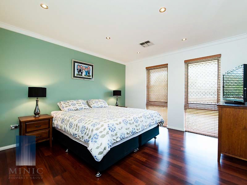 14 Cranley Place, Lynwood WA 6147