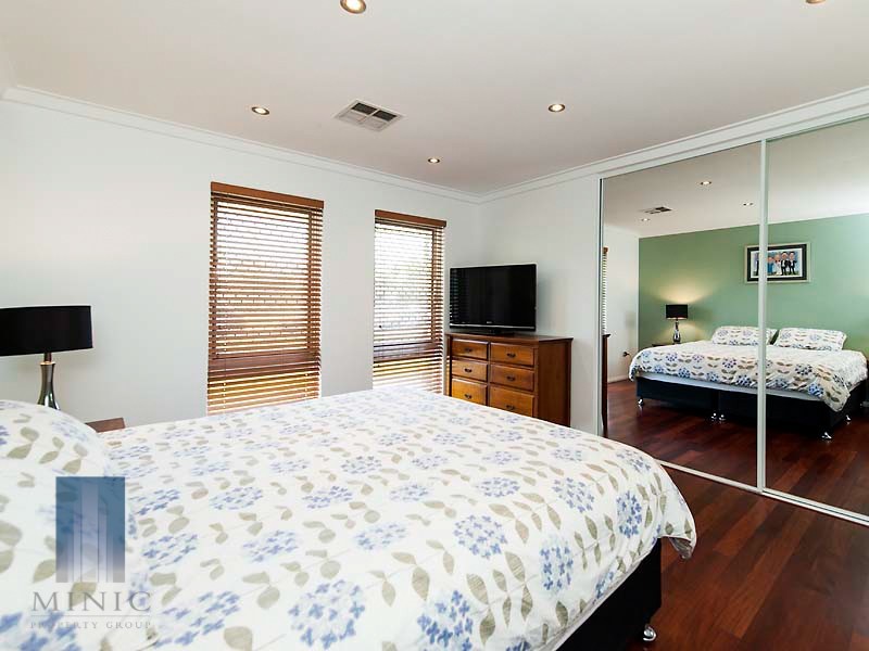 14 Cranley Place, Lynwood WA 6147