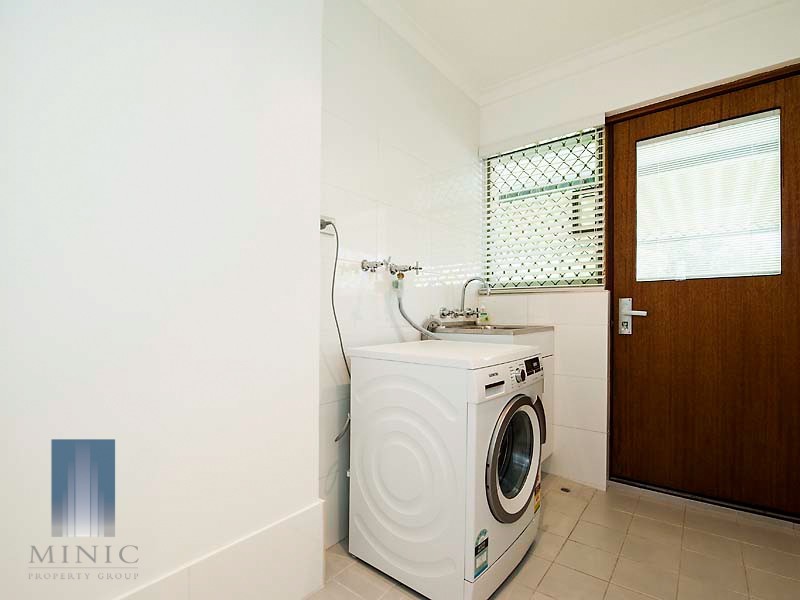 14 Cranley Place, Lynwood WA 6147