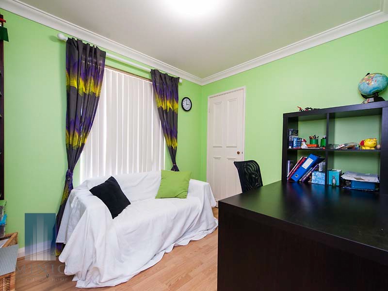 220B High Road, Riverton WA 6148