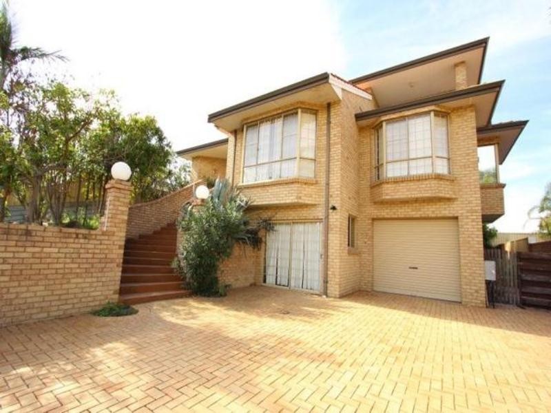 24 Hawkesbury Drive, Willetton WA 6155