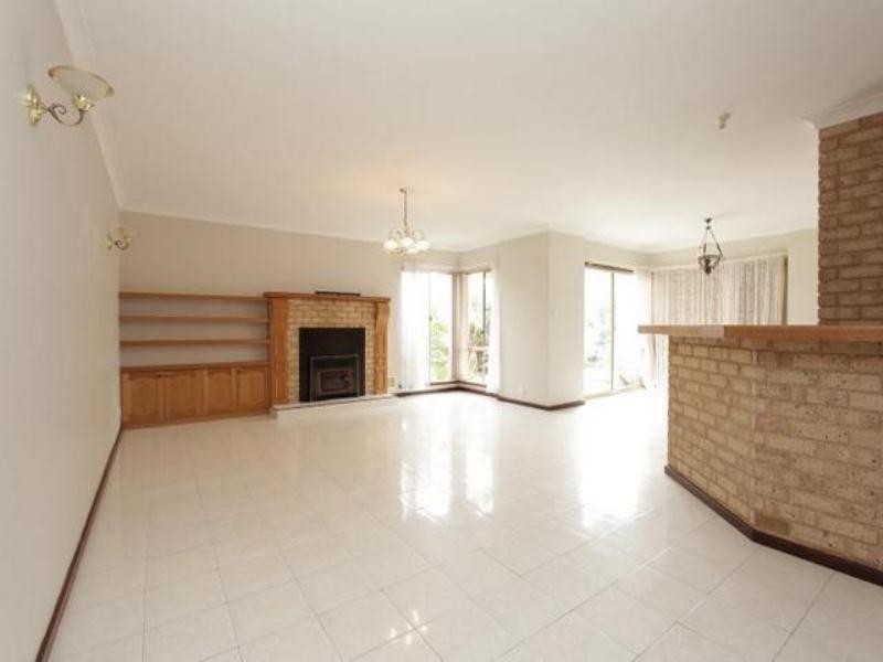 24 Hawkesbury Drive, Willetton WA 6155