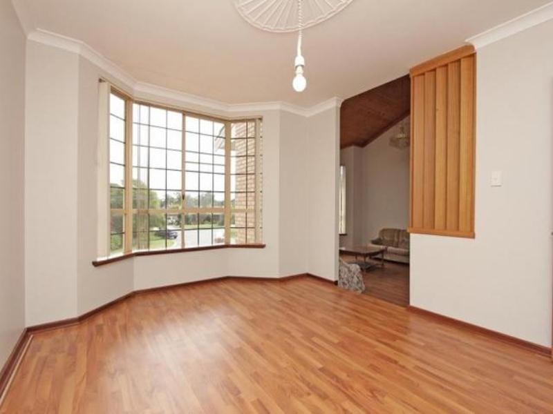 24 Hawkesbury Drive, Willetton WA 6155