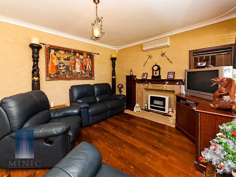 23 Hopkinson Way, Wilson WA 6107