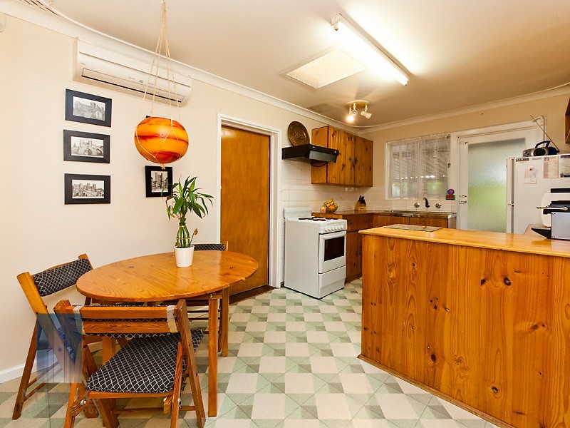 23 Hopkinson Way, Wilson WA 6107