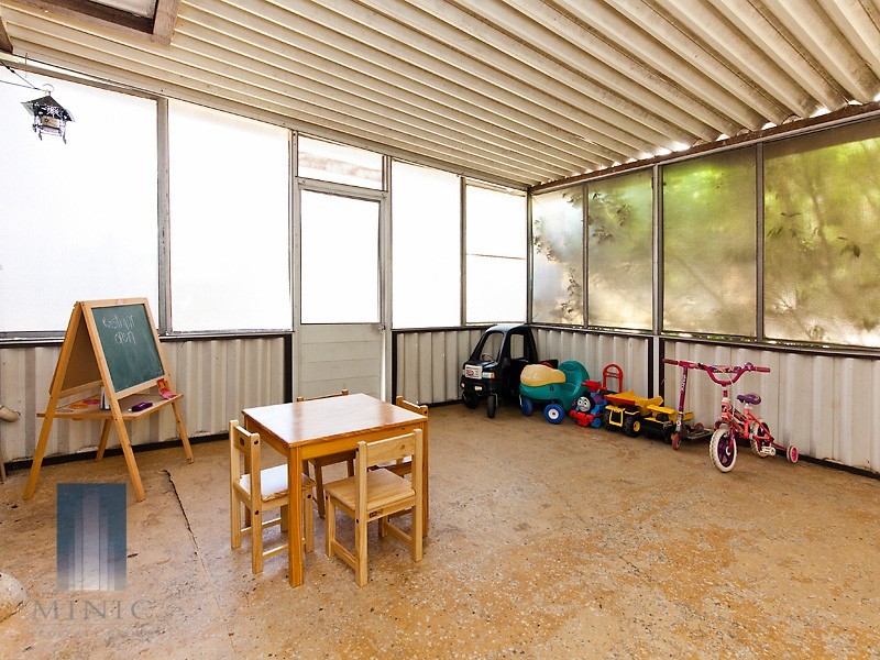 23 Hopkinson Way, Wilson WA 6107