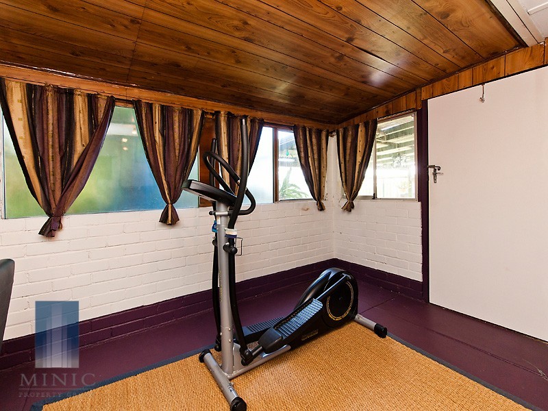 23 Hopkinson Way, Wilson WA 6107