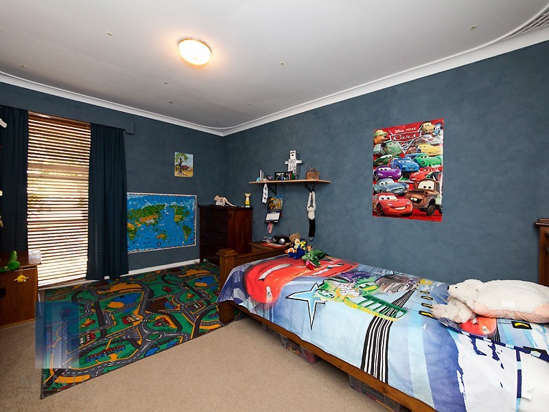 23 Hopkinson Way, Wilson WA 6107