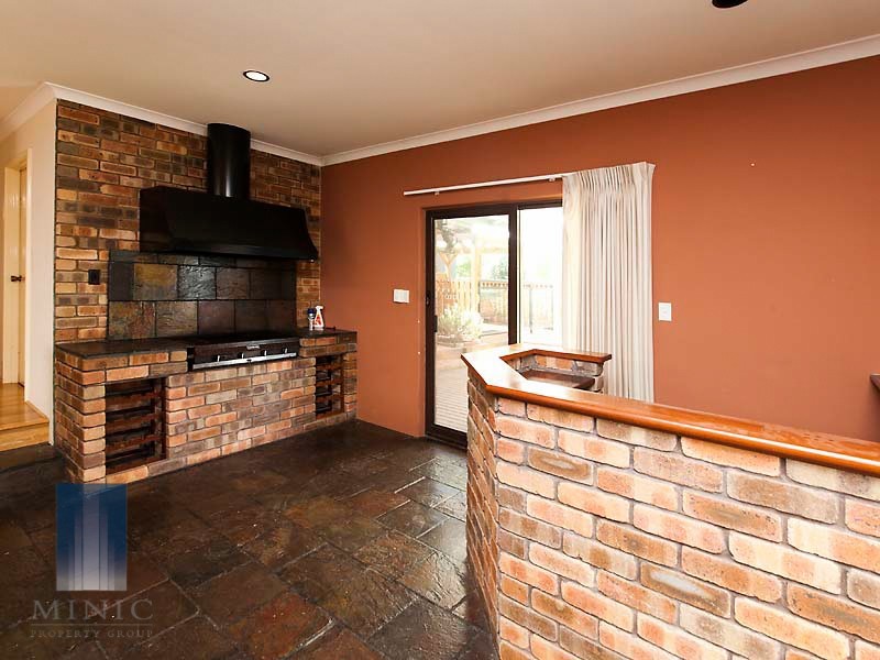 96 Bungaree Road, Wilson WA 6107