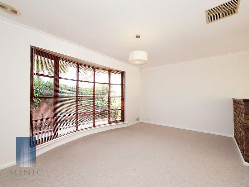 13 Meadowbrook Drive, Parkwood WA 6147