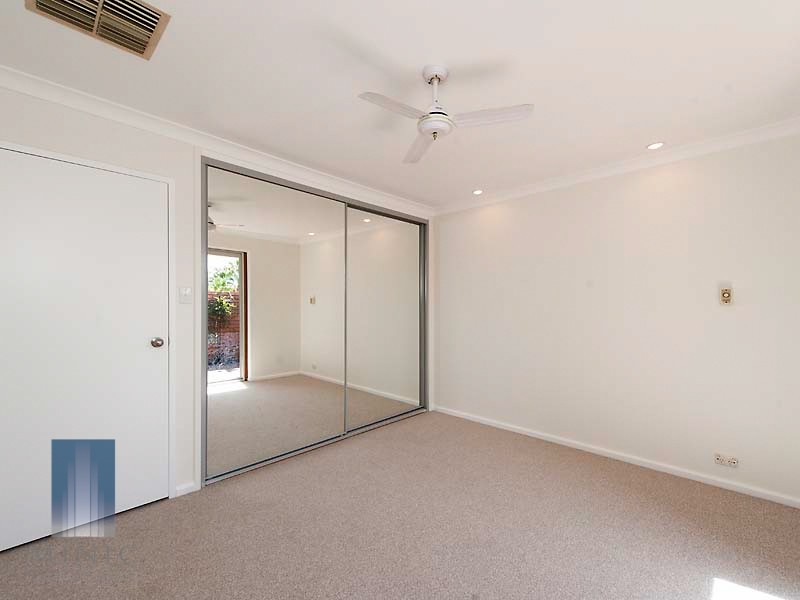 13 Meadowbrook Drive, Parkwood WA 6147