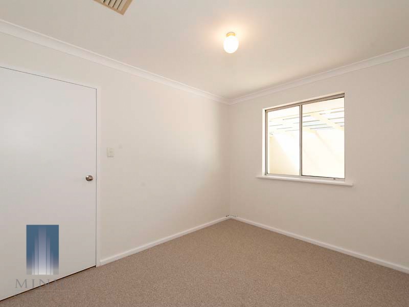 13 Meadowbrook Drive, Parkwood WA 6147