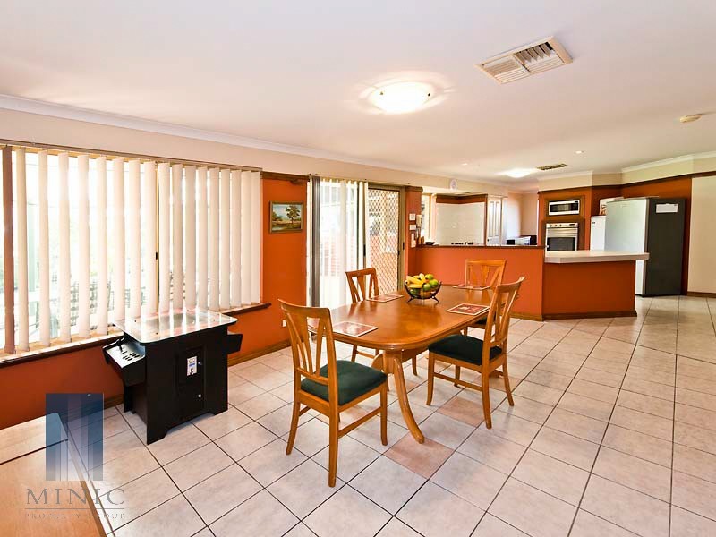 1 Winter Drive, Thornlie WA 6108