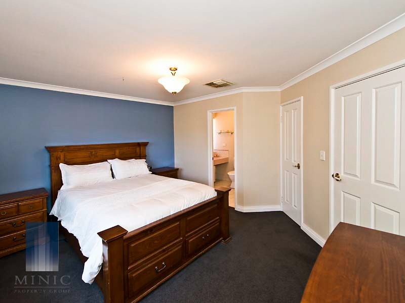 1 Winter Drive, Thornlie WA 6108