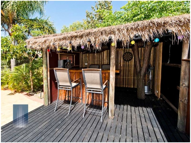 1 Winter Drive, Thornlie WA 6108