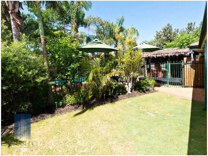 1 Winter Drive, Thornlie WA 6108