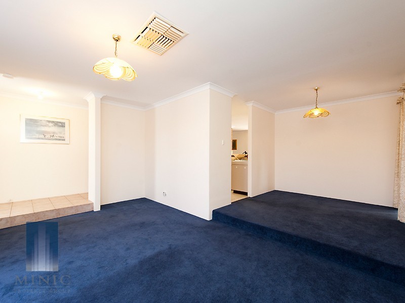 16 Calleen Court, Wilson WA 6107