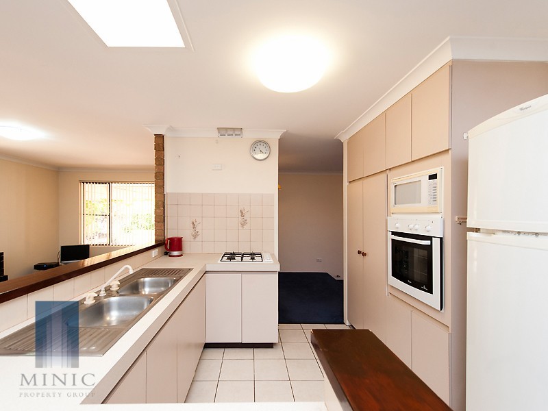 16 Calleen Court, Wilson WA 6107