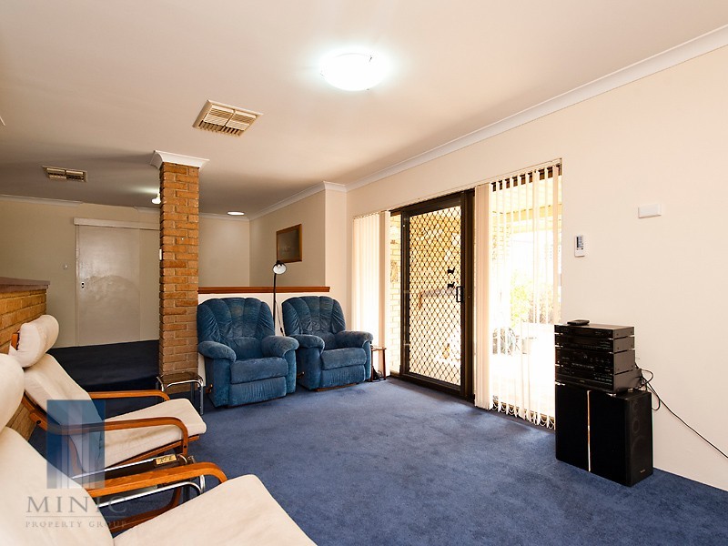 16 Calleen Court, Wilson WA 6107