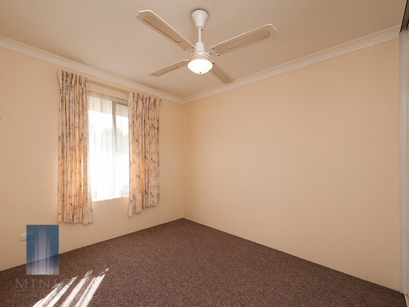 16 Calleen Court, Wilson WA 6107