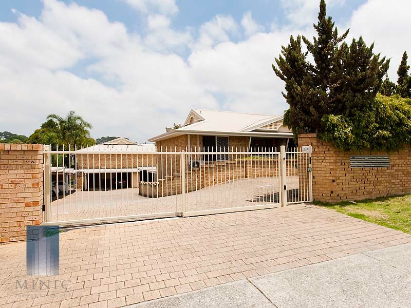 Unit 39/2 Pinewood Avenue, Kardinya WA 6163