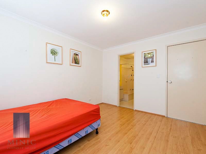 Unit 39/2 Pinewood Avenue, Kardinya WA 6163