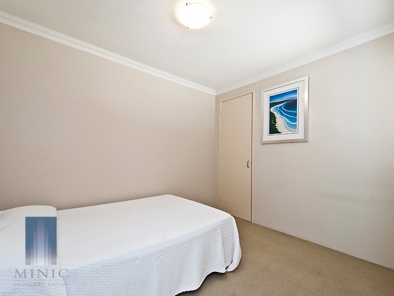 2/10 Queen Street, Bentley WA 6102