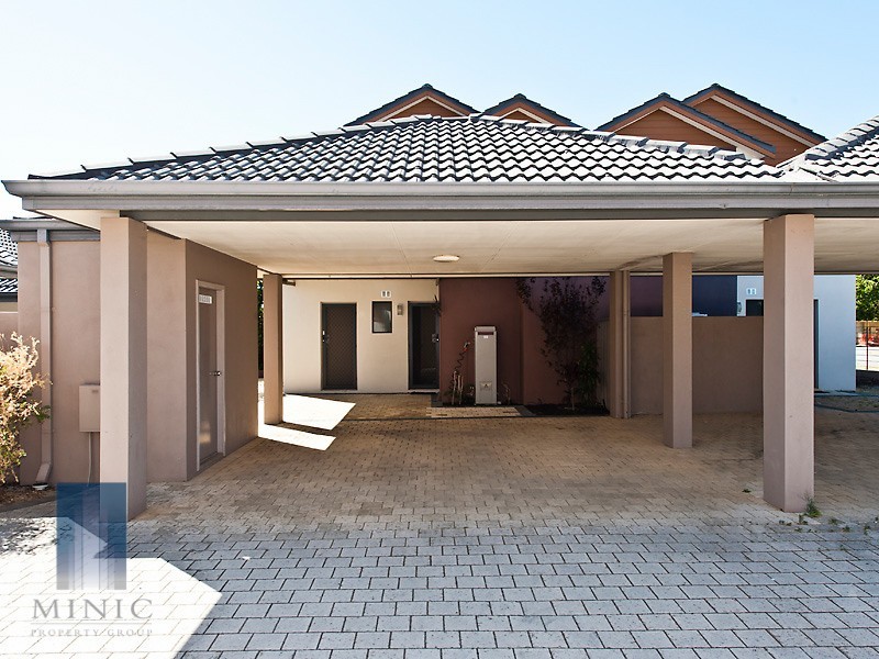 2/10 Queen Street, Bentley WA 6102