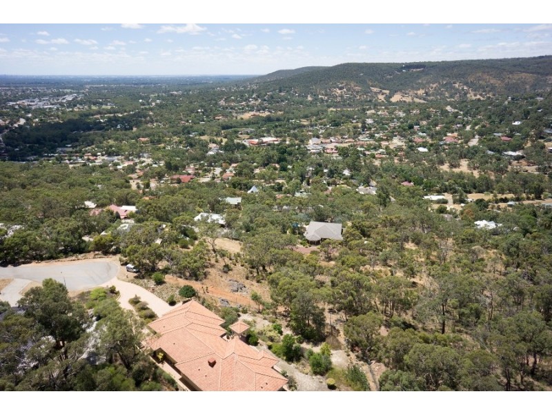 50 Rushton Terrace, Mount Nasura WA 6112