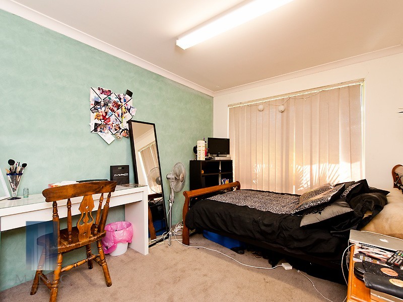 21B Parklands Square, Riverton WA 6148