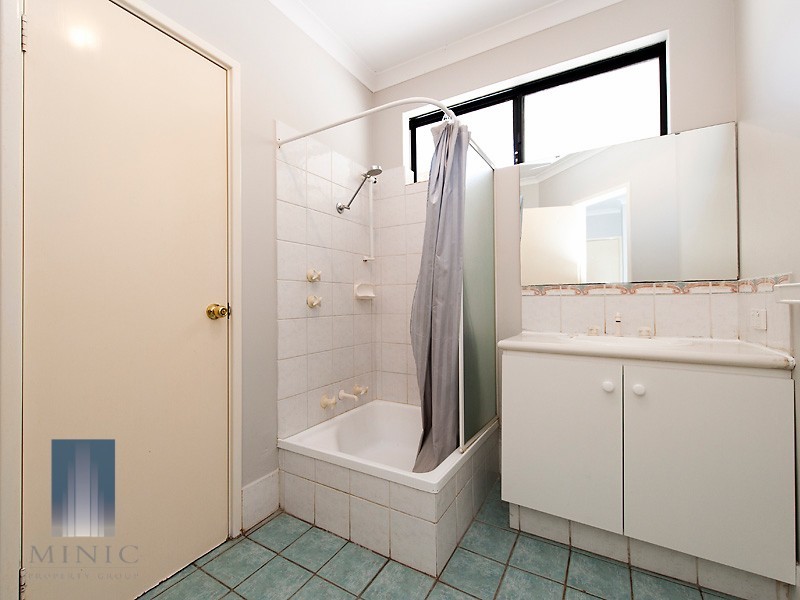 10 Mitchell Street, Bentley WA 6102