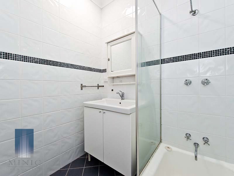 6 Parkhill Way, Wilson WA 6107