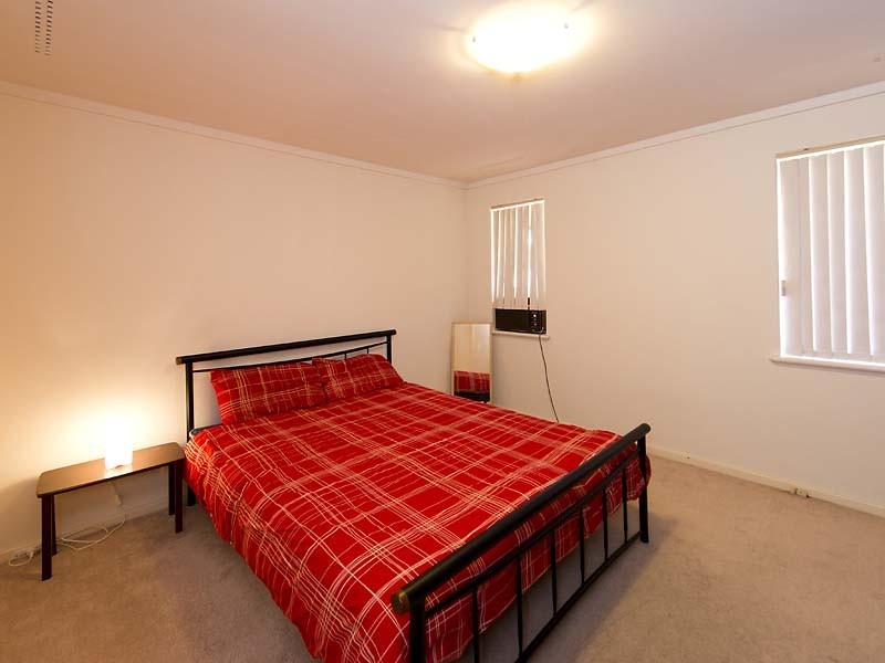 31 Tricourt Grove, Riverton WA 6148