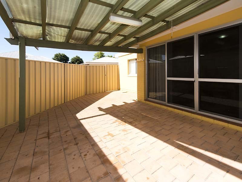 31 Tricourt Grove, Riverton WA 6148