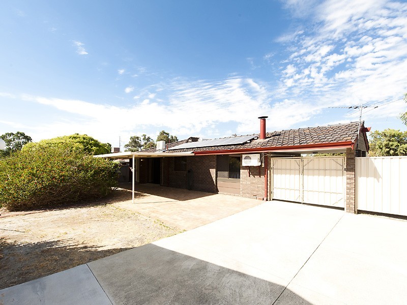 65 Cortis Way, Langford WA 6147