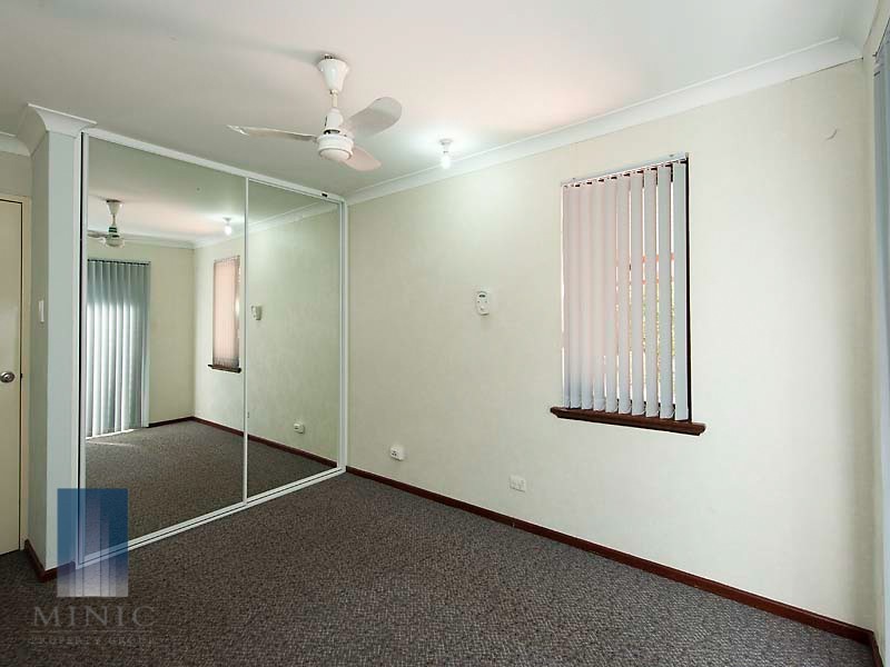 62 Periwinkle Way, Parkwood WA 6147