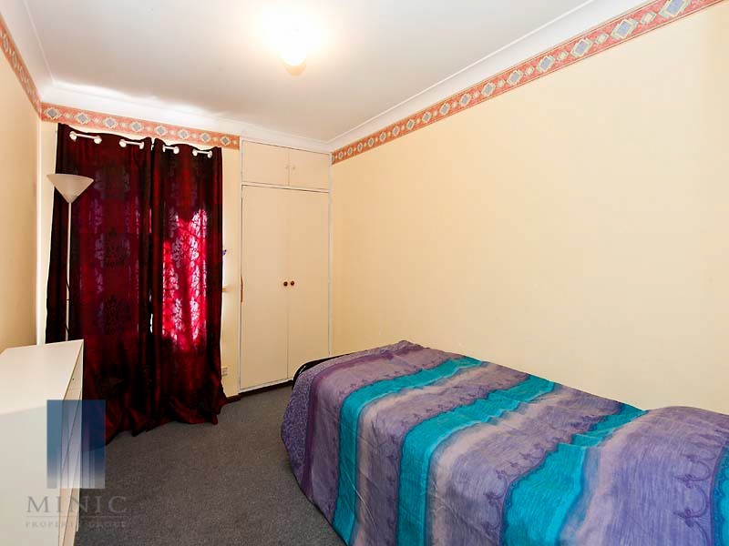 62 Periwinkle Way, Parkwood WA 6147