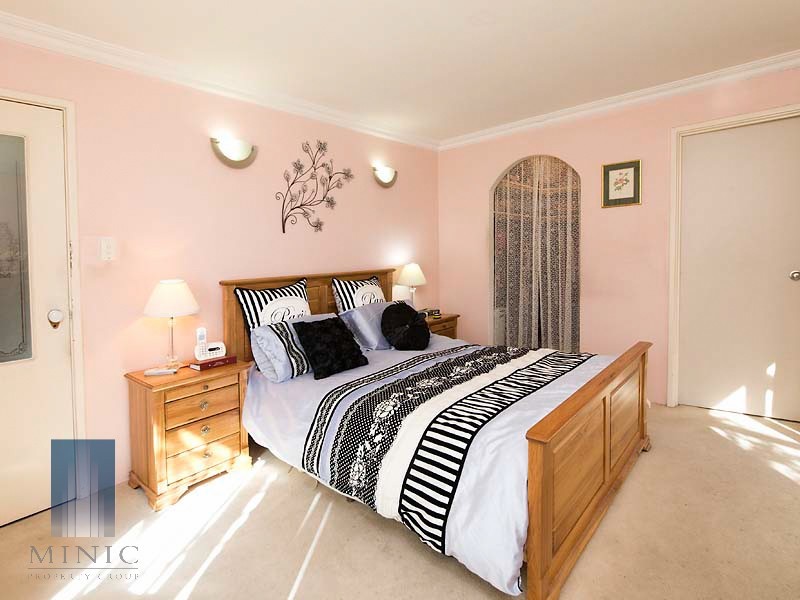 23 Willcock Street, Ferndale WA 6148