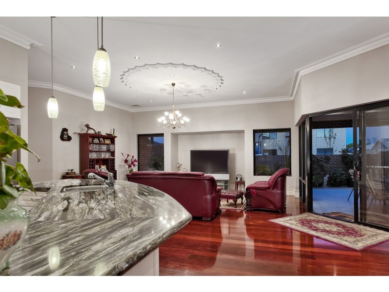 16 Cherub Terrace, Atwell WA 6164