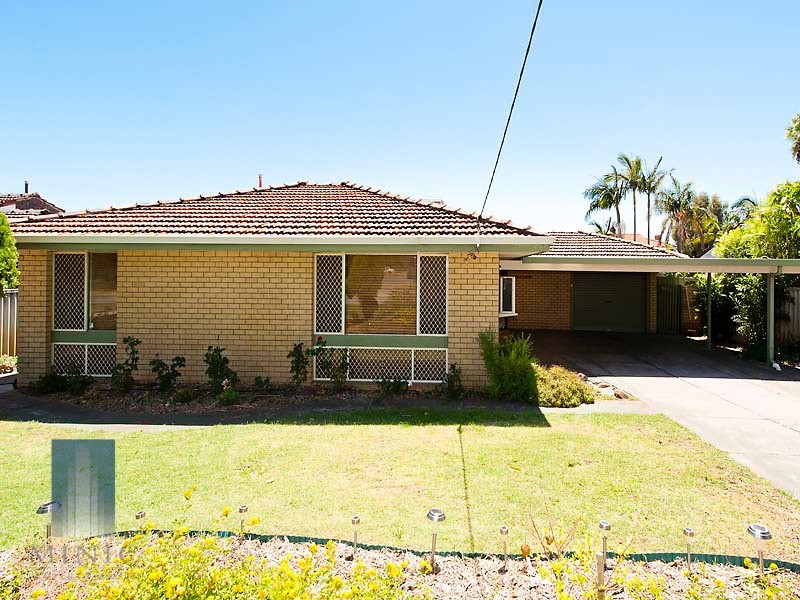 26 Panamuna Drive, Willetton WA 6155