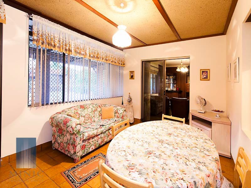 17 Deverell Way, Bentley WA 6102